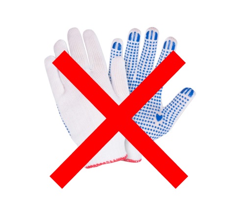 Матерчатые (ХБ) перчатки не защищают руки от сока борщевика - их использовать нельзя